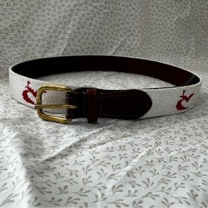 Smathers & Branson
hand-stitched needlepoint belt
Size 34, gently used